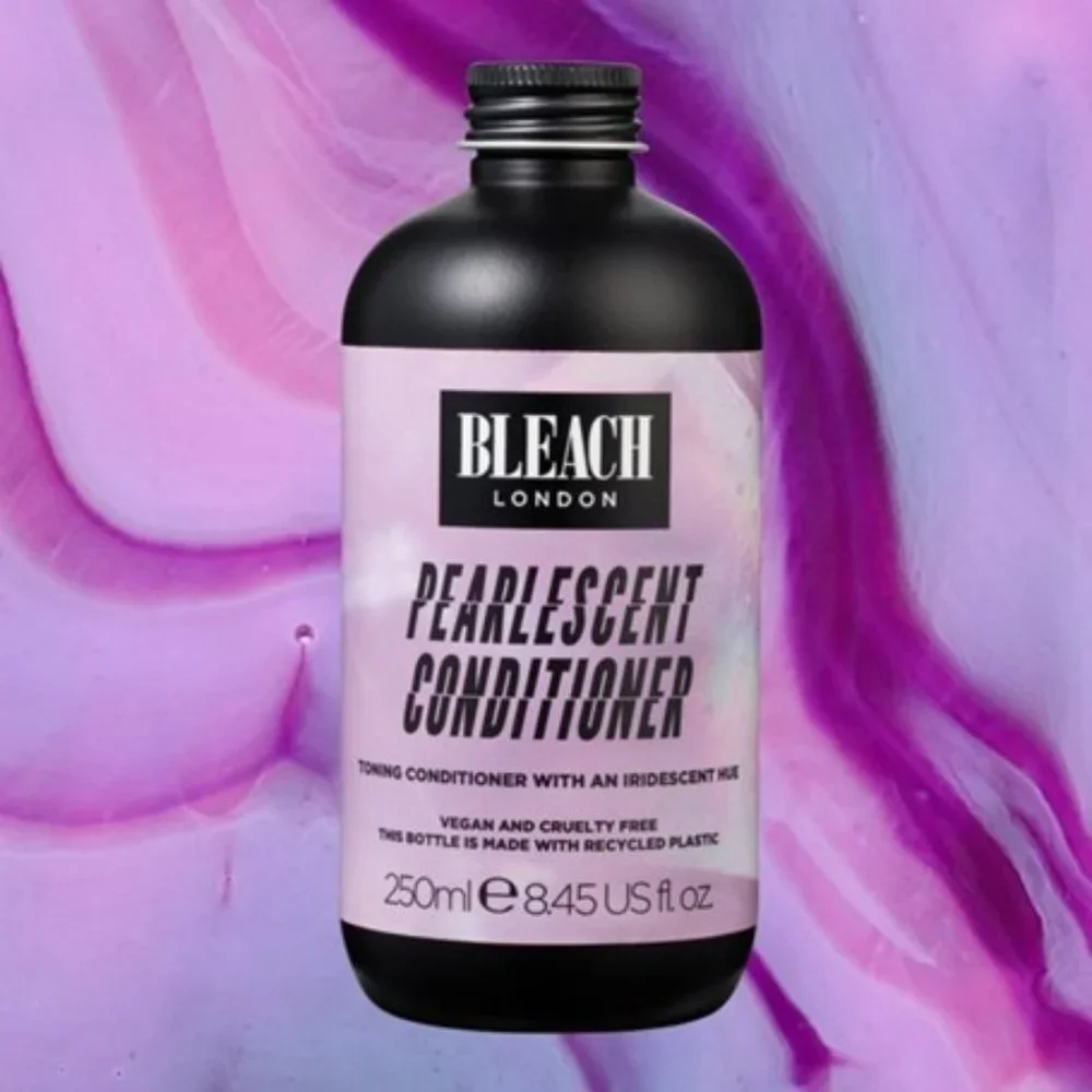 BLEACH London Pearlescent Vegan Moisturizing Conditioner 250ml with FREE Color!